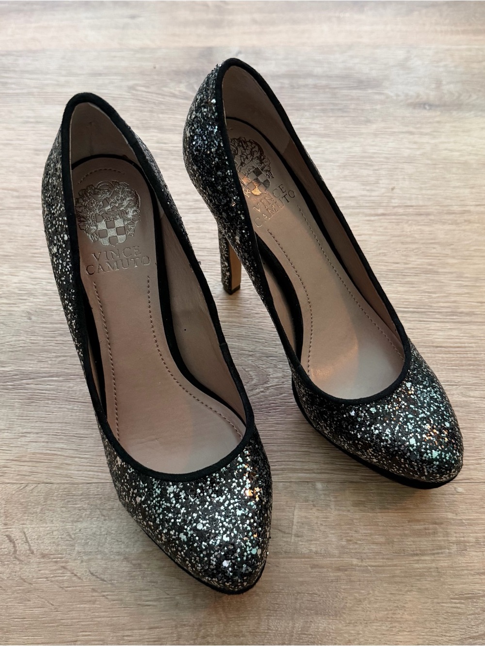Vince Camuto Black Glitter Pumps